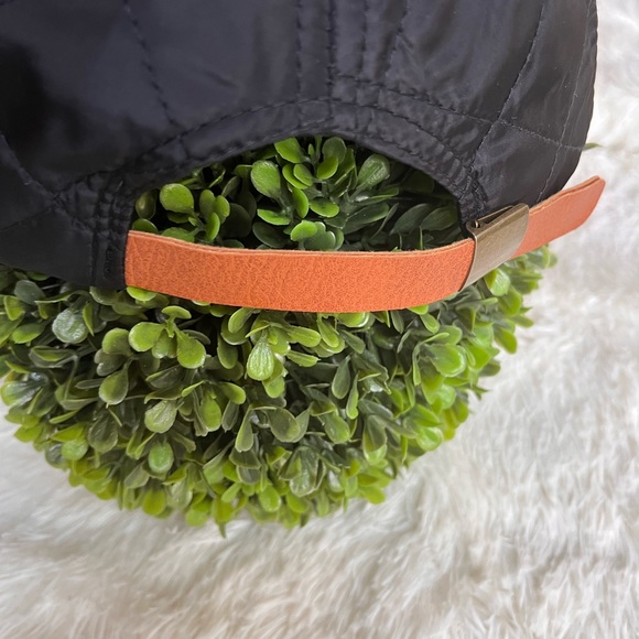 Market and Layne black quilted baseball hat with adjustable band new - Picture 5 of 7